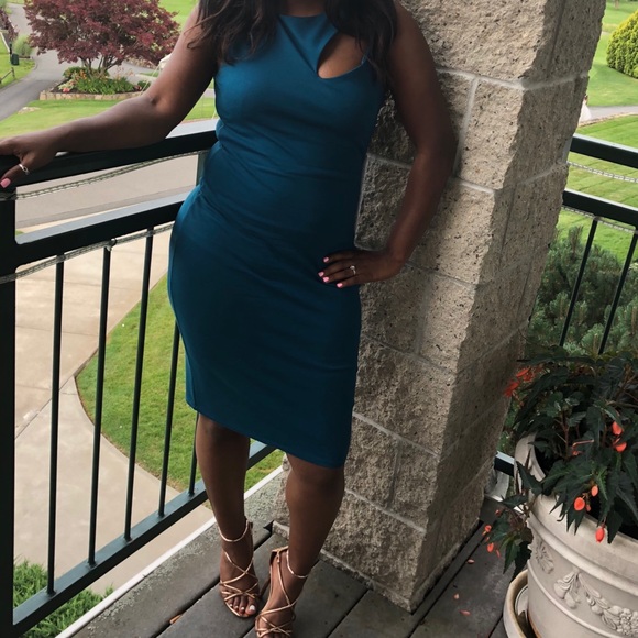 Distraction Cut Out Dress - Picture 4 of 5